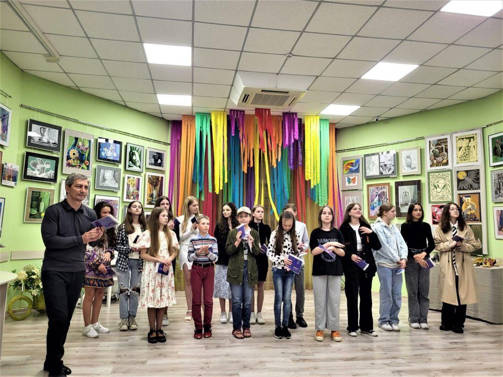 У Ковелі презентували звітну виставку вихованців художньої школи імені Андроника Лазарчука