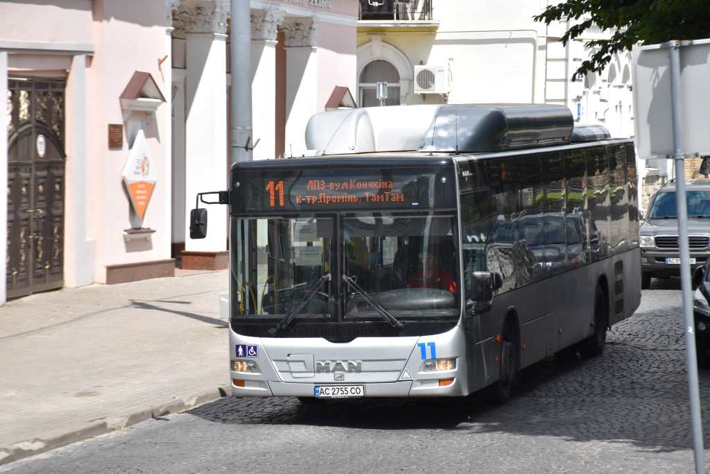 На маршрути у Луцьку виїхали нові автобуси