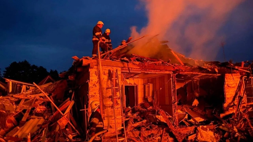 росіяни вдарили ракетами по Житомирщині: одна людина загинула, є поранені