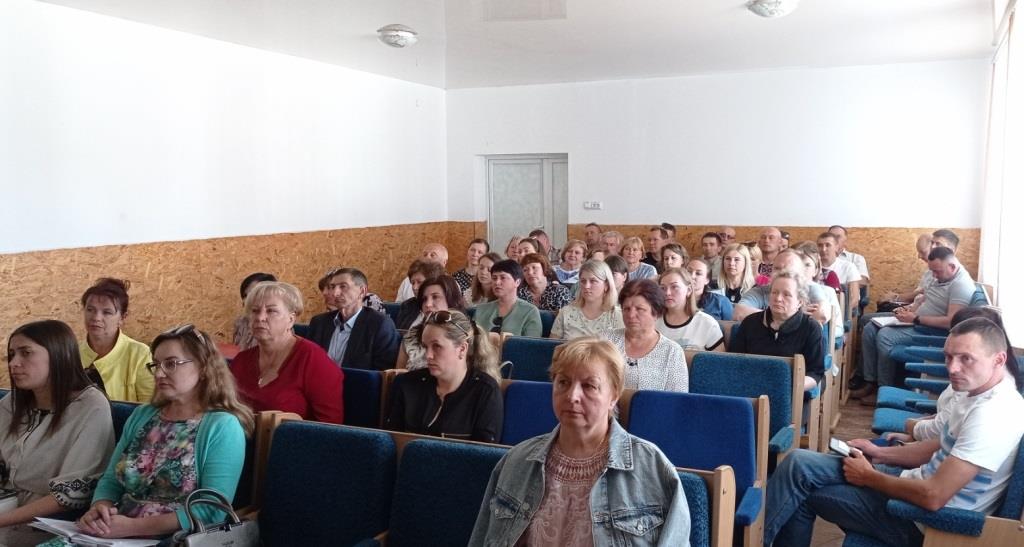 У Любешівській громаді презентували систему управління навчанням