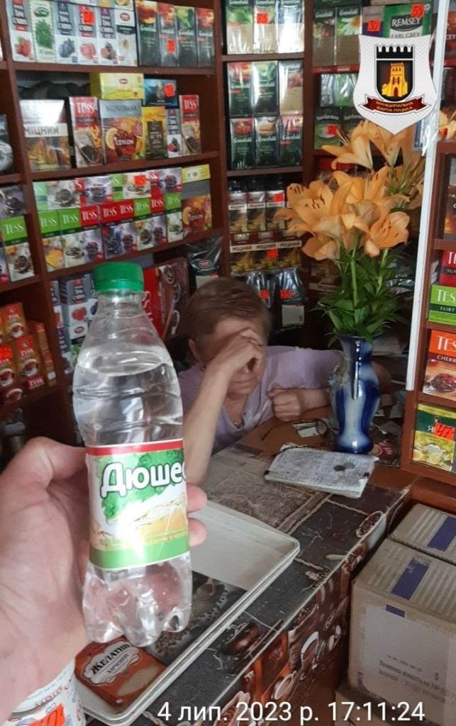 У Луцьку виявили торгівлю сурогатом алкоголю на ринку «Північний»