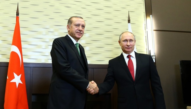 Ердоган заявив, що путін погодився на продовження зернової угоди
