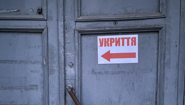Під час ракетної атаки у Львові були зачинені десять укриттів