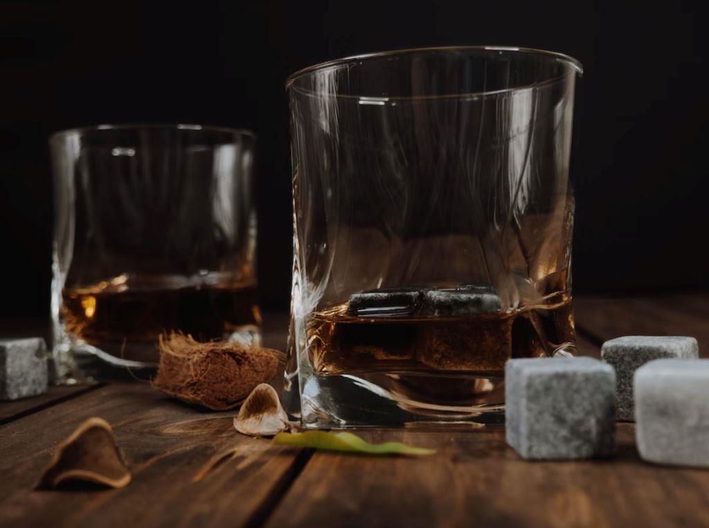 Нюанси виготовлення віскі: як вибрати й купити найкращу пляшку*