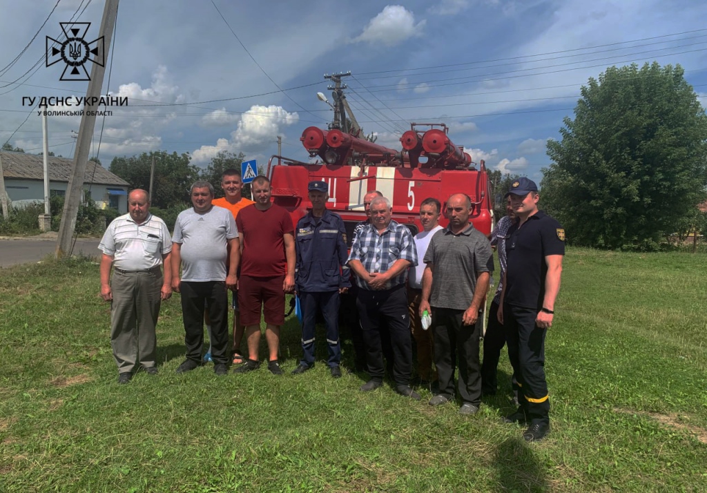 Волинські рятувальники провели тренінг з працівниками місцевої пожежної охорони