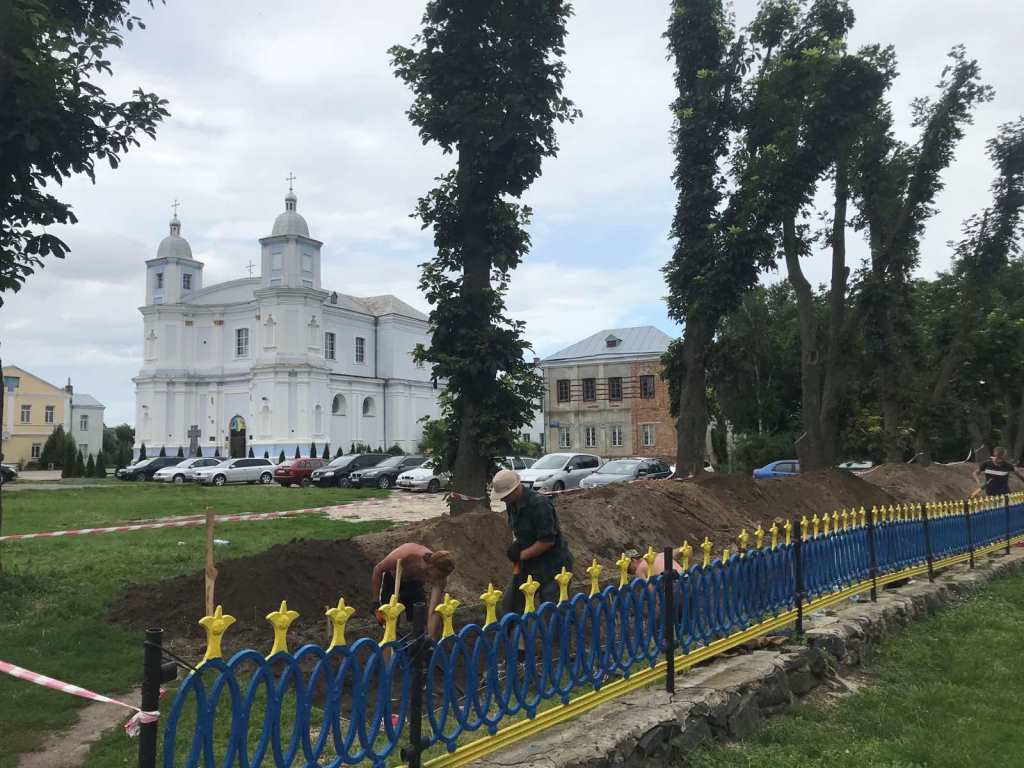 У Володимирі перед прокладанням тепломереж працюють археологи
