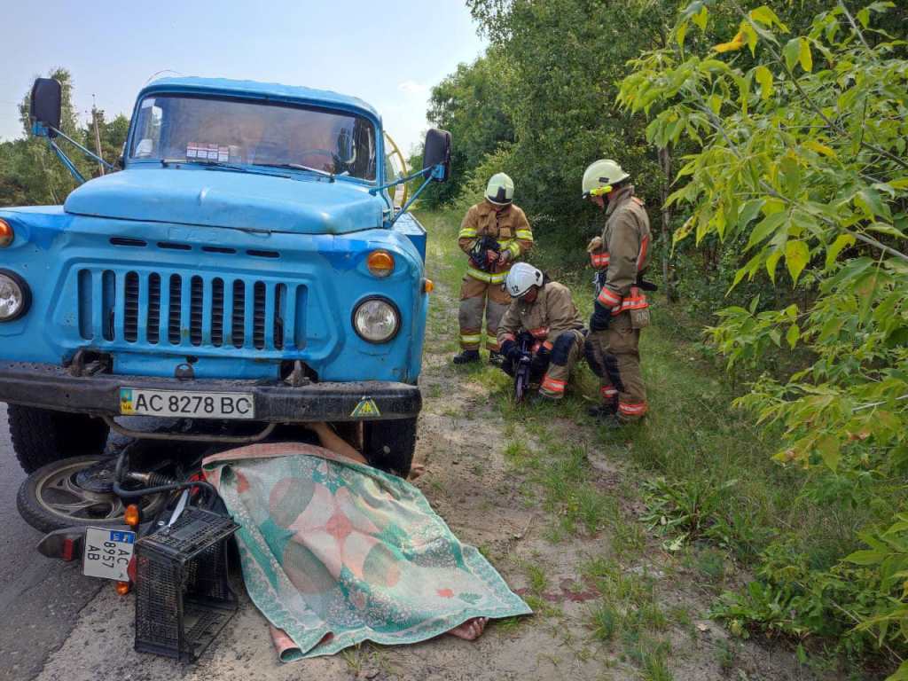 На Волині у ДТП загинула водійка скутера