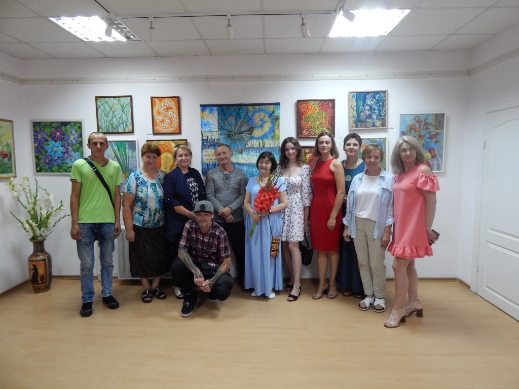 У Володимирі запрошують на виставку картин Ірини Надюкової