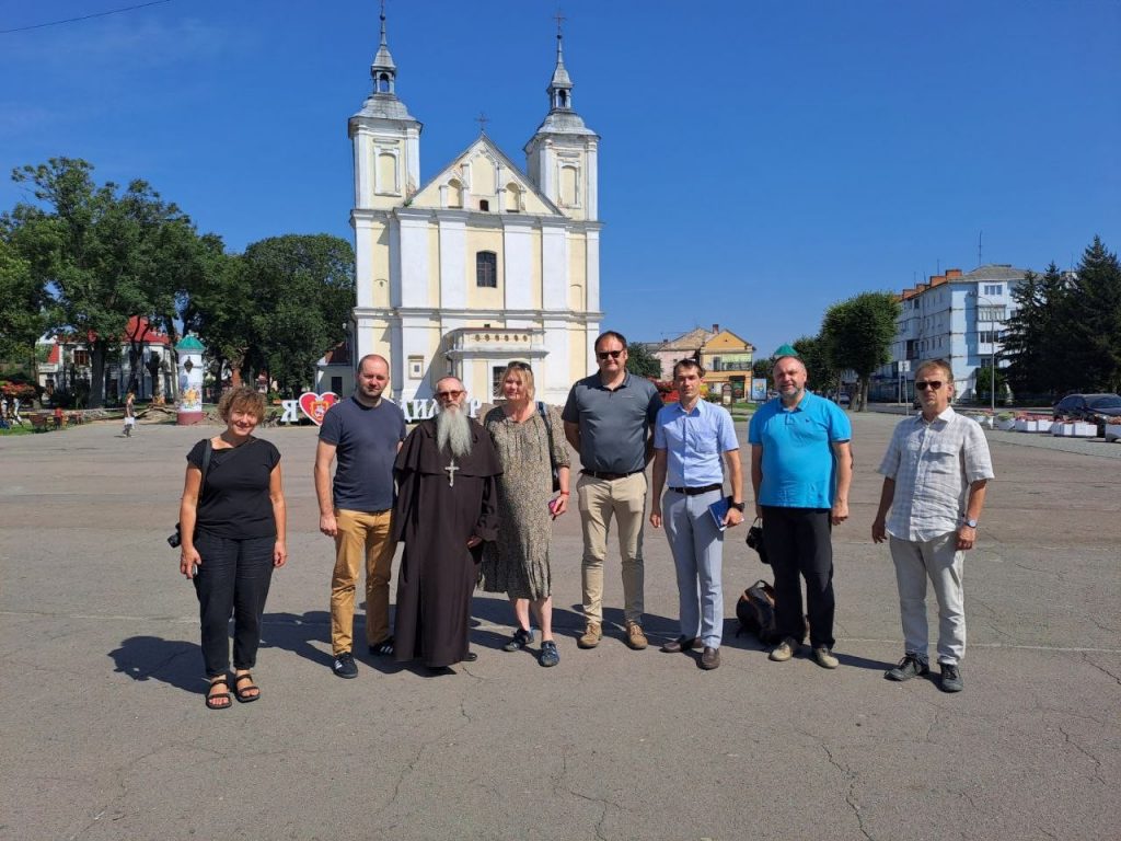 У Володимирі обговорили можливість ремонту костелу