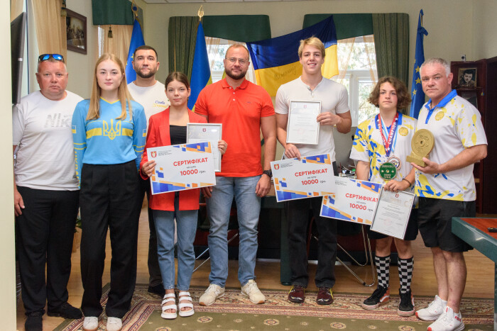 Поліщук нагородив юних спортсменів Луцької громади