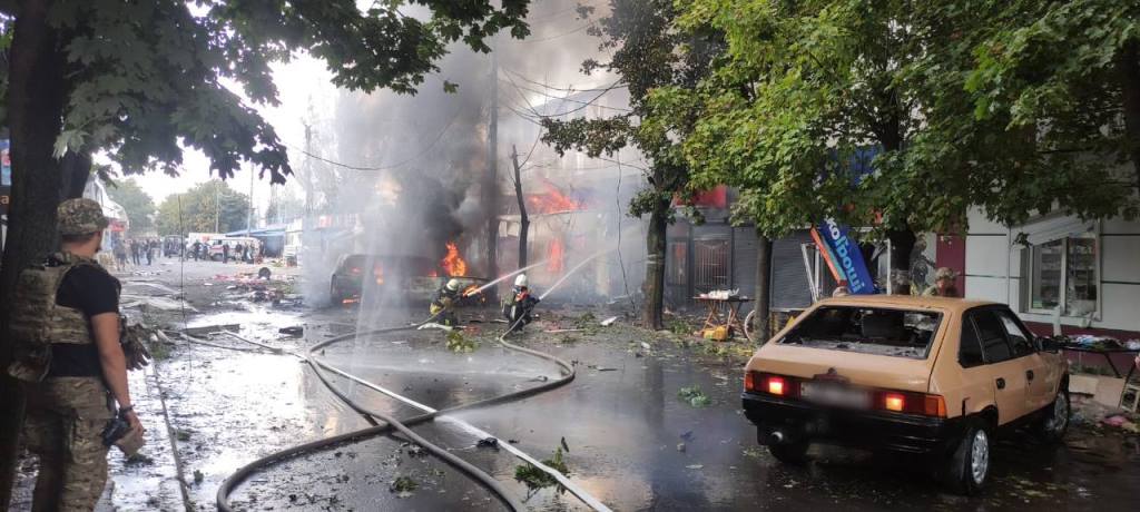 16 загиблих та 28 травмованих: росіяни обстріляли ринок у Костянтинівці