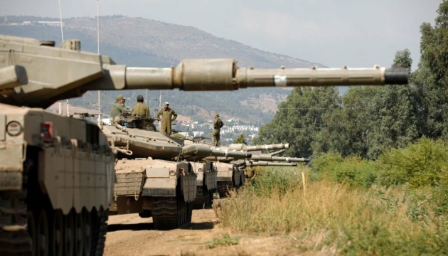 Ізраїль зосередив сотні танків та бронемашин на північ від сектору Гази