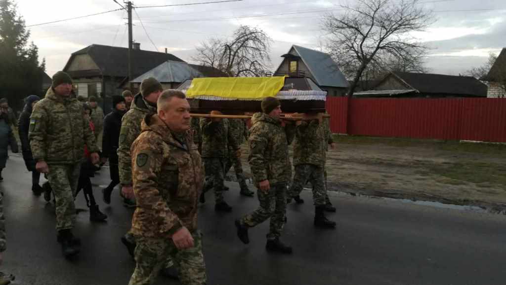 У селі Світязь поховали полеглого у бою Героя