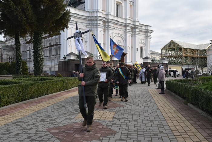 Луцька громада провела в останню дорогу двох захисників України