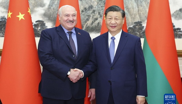 Сі Цзіньпін заявив про значне зміцнення політичної довіри між Китаєм і білоруссю