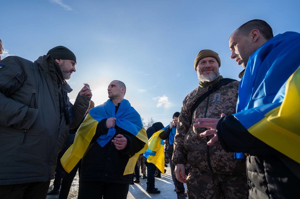 Україна повернула додому 207 полонених