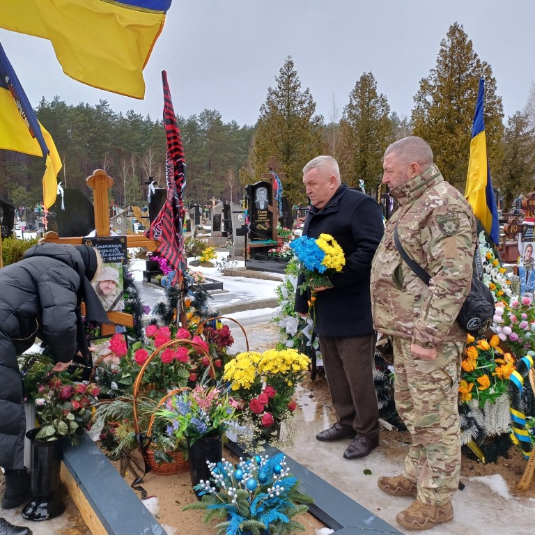 Маневичанина Володимира Степашука посмертно нагородили відзнакою «Хрест Хоробрих»