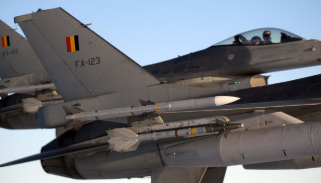 Бельгія направляє у Данію два F-16 для тренування українських пілотів