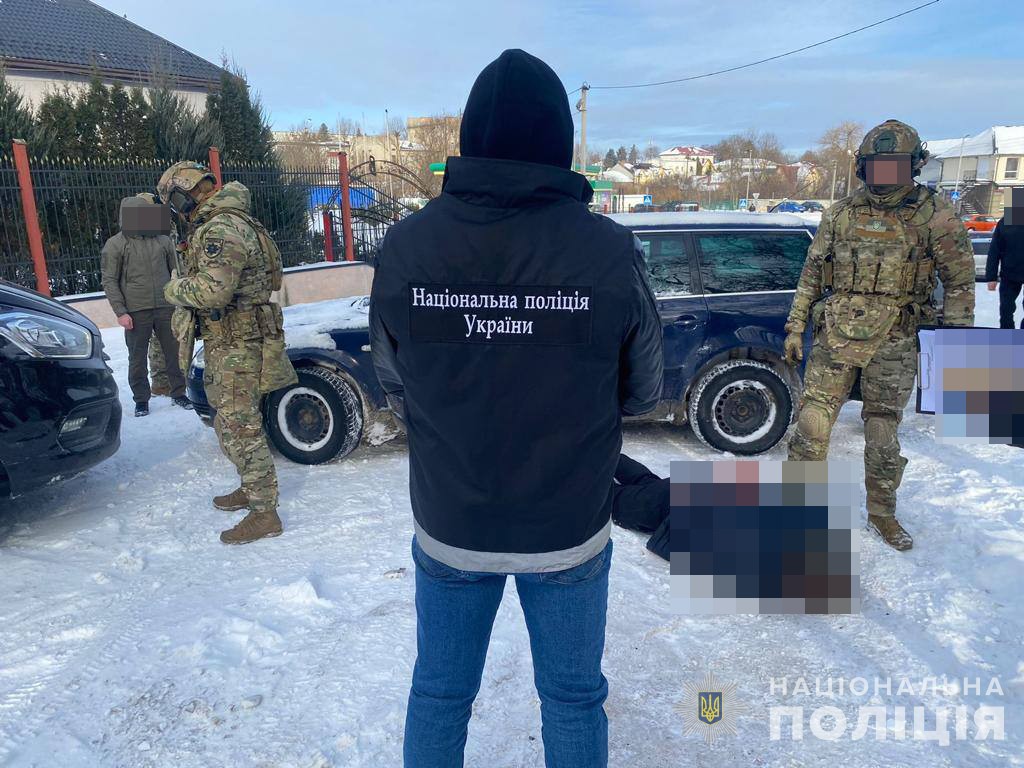 Налагодив «бізнес» з продажу зброї: волинські оперативники припинили незаконний промисел горохівчанина