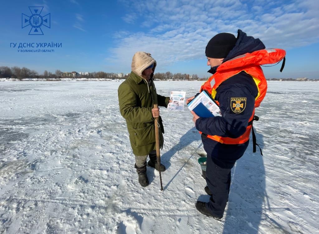 На Ковельському водосховищі нагадують про небезпеку тонкої криги