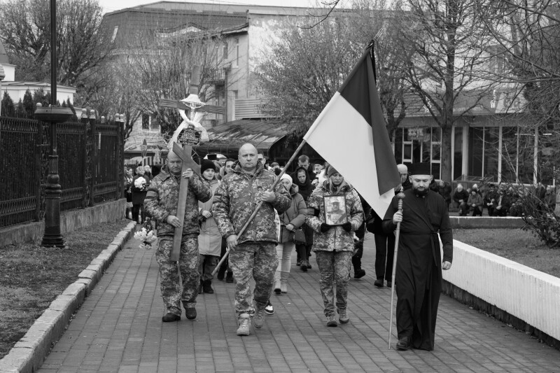 Лучани провели в останню дорогу Героя Олександра Зарембу