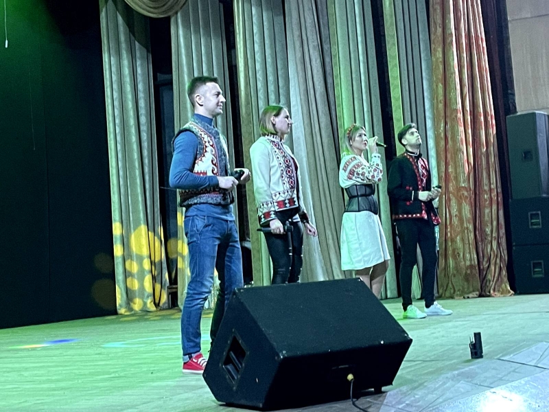 На святковій шоу-програмі у Ківерцях зібрали майже 50 тисяч гривень на ЗСУ