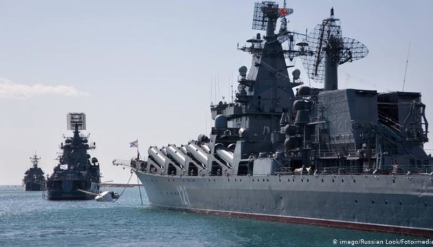 росіяни тримають у Чорному морі чотири кораблі, серед них ракетоносій «Адмірал Макаров»