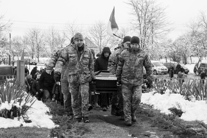 Загинув під час виконання бойового завдання: у Луцькій громаді поховали Героя Сергія Куделю