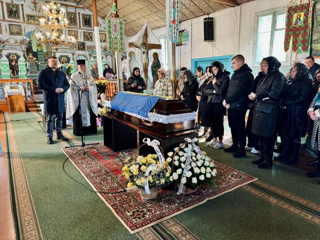 У Нововолинській громаді попрощалися із загиблим на Запоріжжі воїном