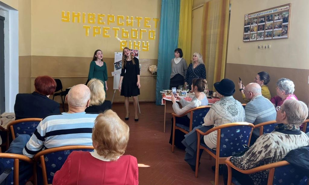 У Ковелі колектив публічної бібліотеки зустрівся зі слухачами Університету третього віку