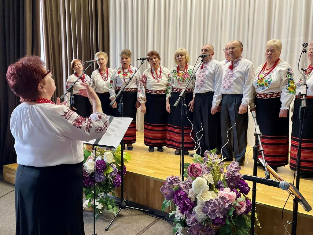 У Нововолинську відбувся благодійний концерт Вокального колективу любительського об’єднання «Оберіг»