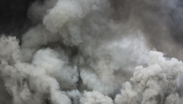 У російському Курську загорілася нафтобаза після атаки дрона