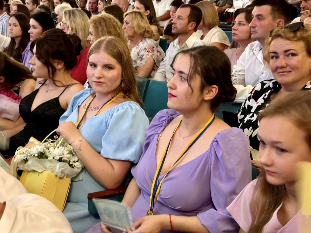 У Нововолинському науковому ліцеї Волинської облради відзначили випускний