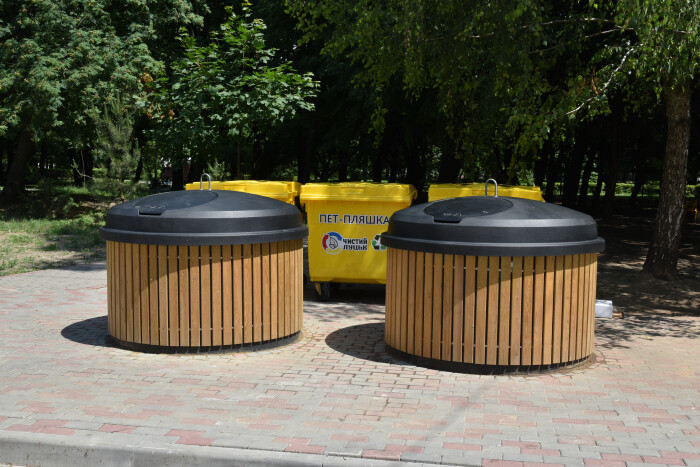 У Луцьку встановили вже більше двадцяти напівпідземих систем збору сміття