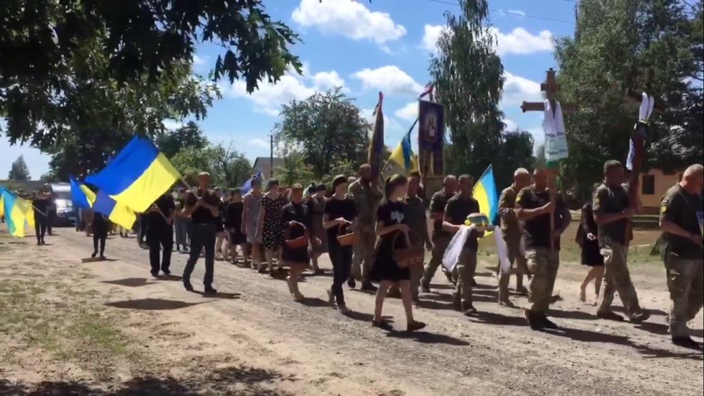 У Камінь-Каширській громаді попрощалися із полеглим воїном Андрієм Ткачем
