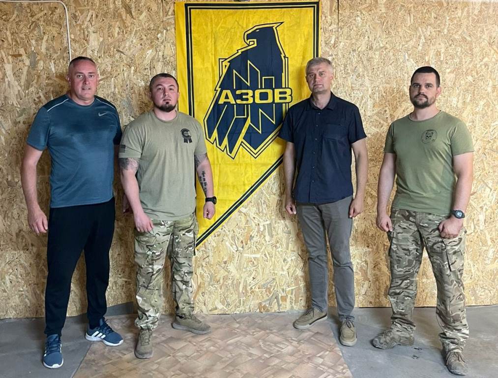 Волинським воїнам передали допомогу від комунальних закладів області