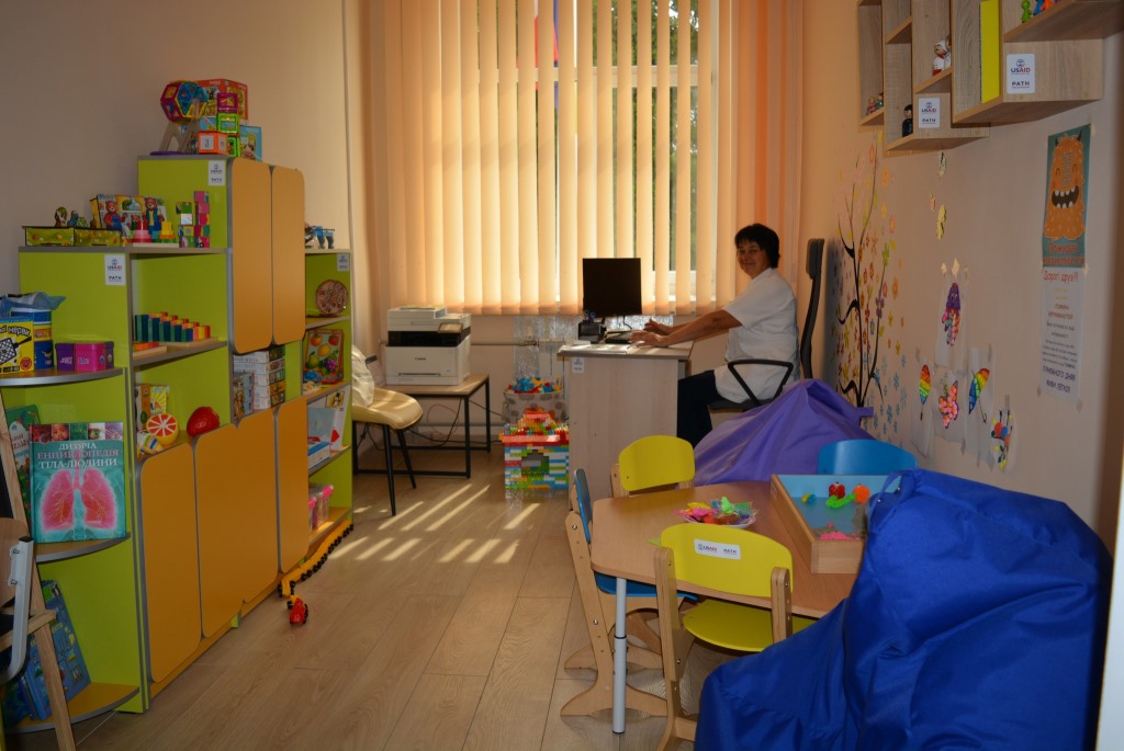 Лікування без страху: у Луцьку для дітей, які долають туберкульоз, відкрили багатоцільову ресурсну кімнату