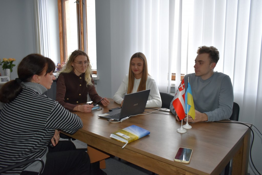 Цифрові сервіси: на Волині обговорили інтеграцію «Дія. QR» у роботу ЦНАПів