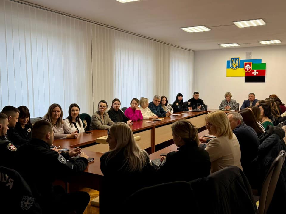 У Нововолинську обговорили заходи з профілактики девіантної поведінки серед дітей