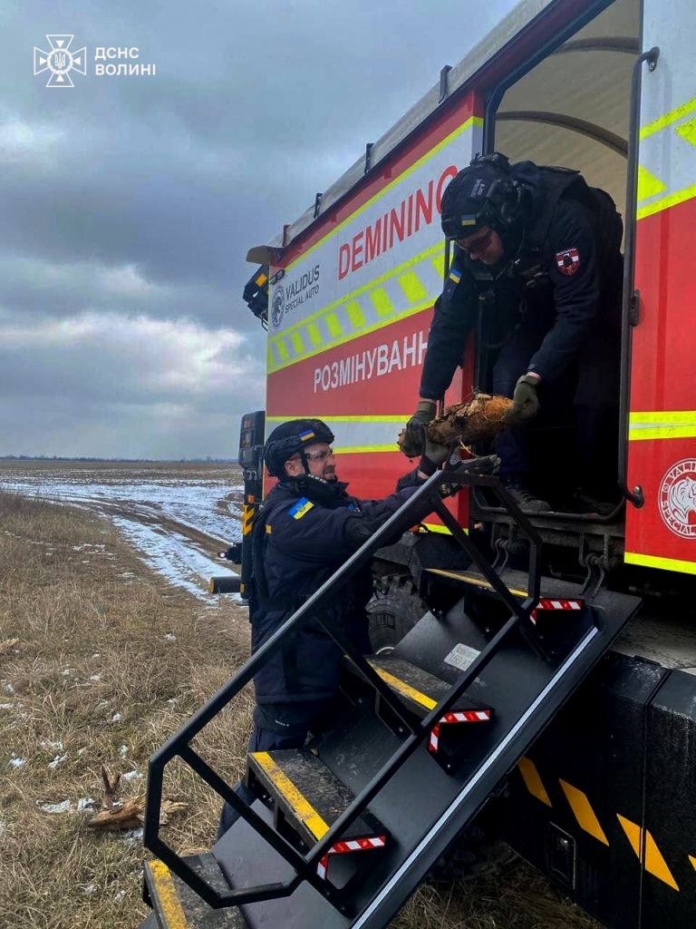 На Ковельщині піротехніки знешкодили вісім мінометних мін часів Другої світової війни