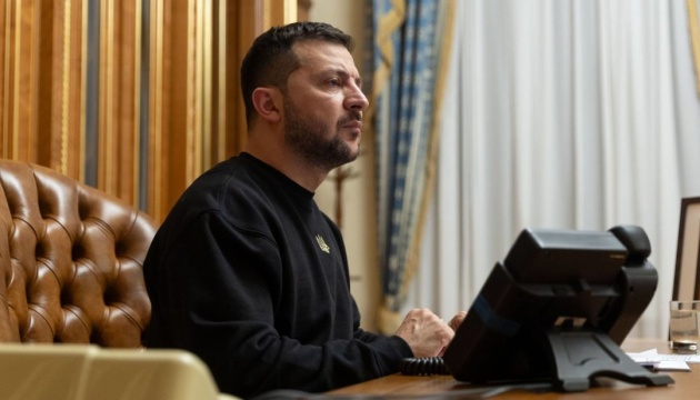 Зеленський обговорив з Макроном гарантії безпеки для України