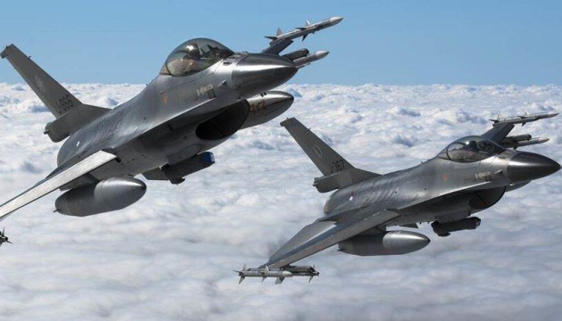 Зеленський заявив, що Україна очікує на нові постачання F-16 з Нідерландів