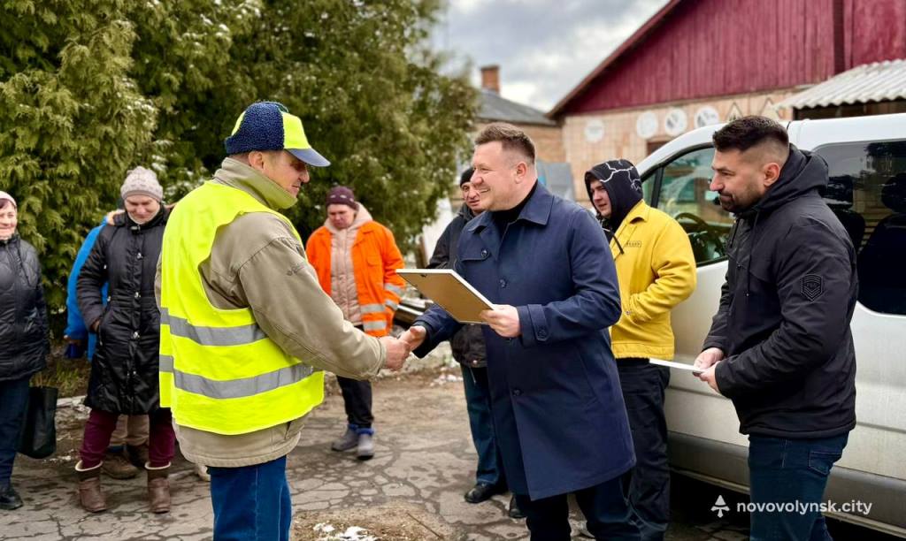 У Нововолинську працівників комунальної галузі привітали з професійним святом