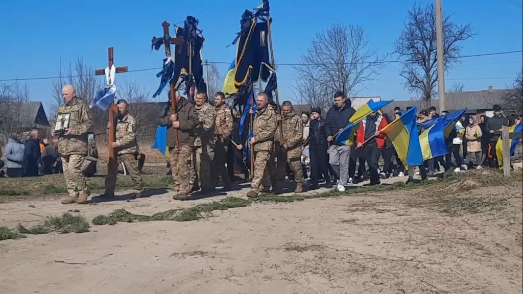 У Сошичненській громаді попрощалися із загиблим на Запоріжжі воїном Миколою Савчуком