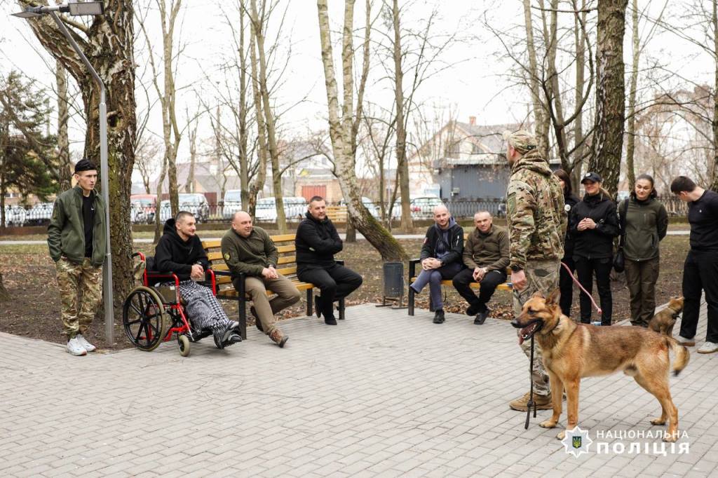 Поліцейські Волині відвідали поранених військових