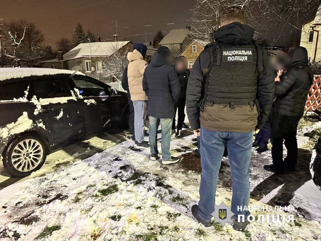 На Волині слідчі завершили кримінальне провадження щодо розбещення малолітніх та торгівлі людьми