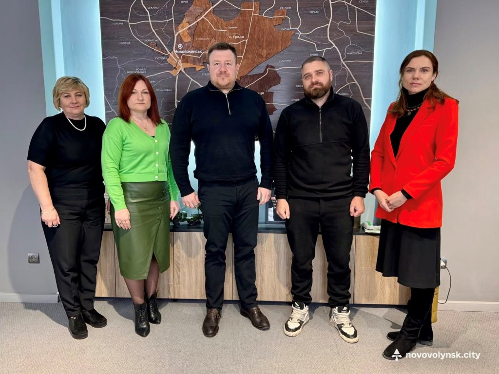 Ще двоє фахівців із супроводу ветеранів стали до роботи у Нововолинській громаді