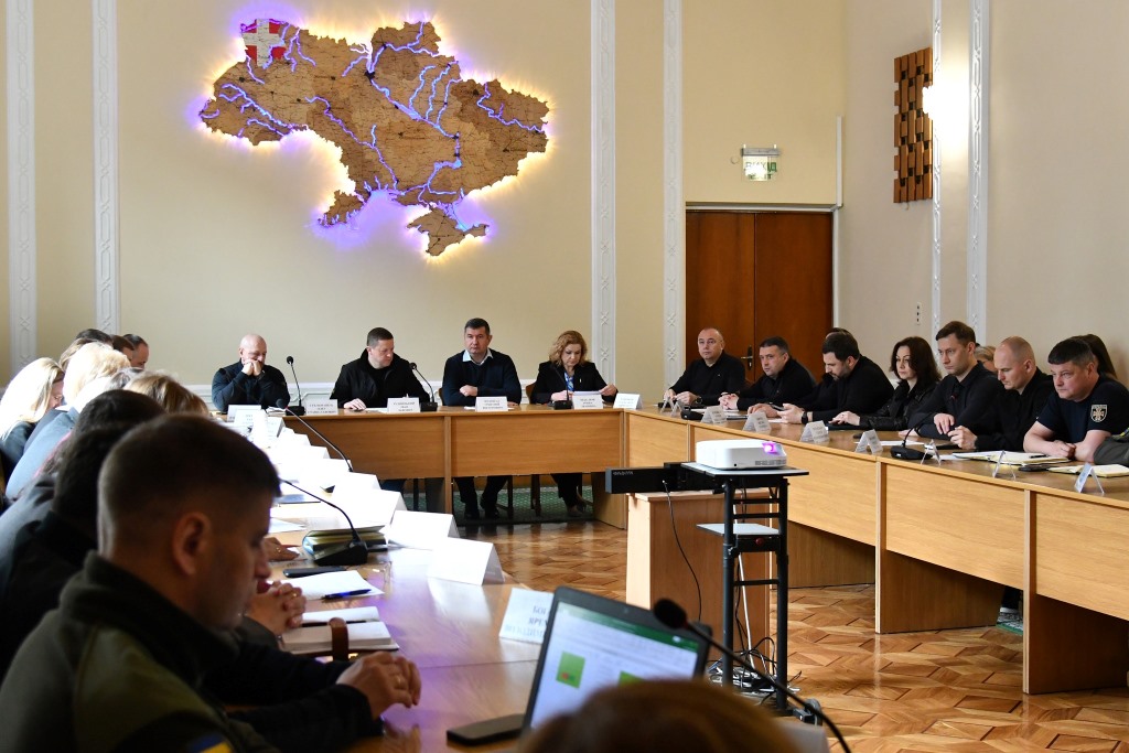 У Волинській ОВА обговорювали нове у наданні соцпослуг та потребу у місцевих пожежних дружинах