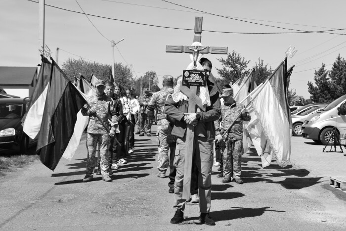 Луцька громада попрощалася з Героєм Анатолієм Левчуком