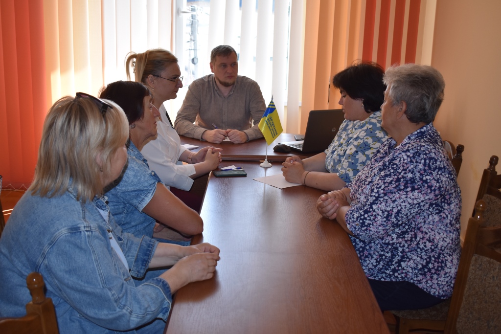 Керівництво Володимирської РВА зустрілося представницями «Об’єднання матерів і дружин Захисників України»